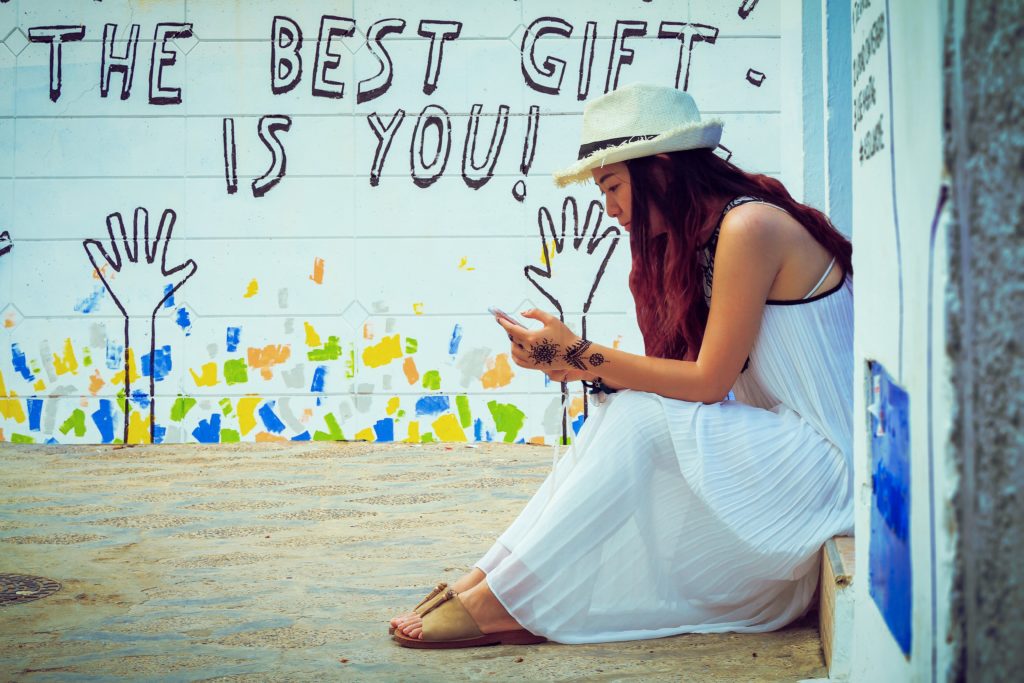 The best gift is you - OnlinaFilipinaDating.com 